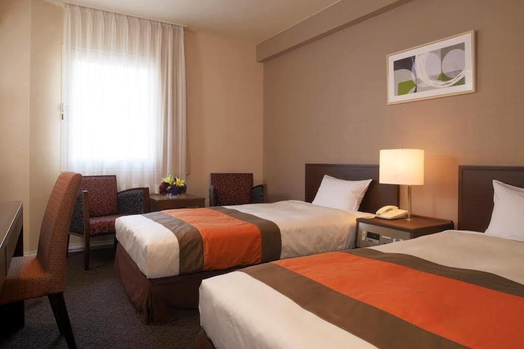 Hotel Crown Palais أوموري المظهر الخارجي الصورة