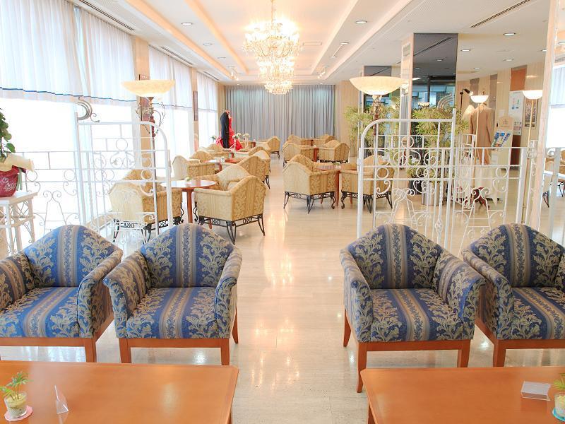 Hotel Crown Palais أوموري المظهر الخارجي الصورة